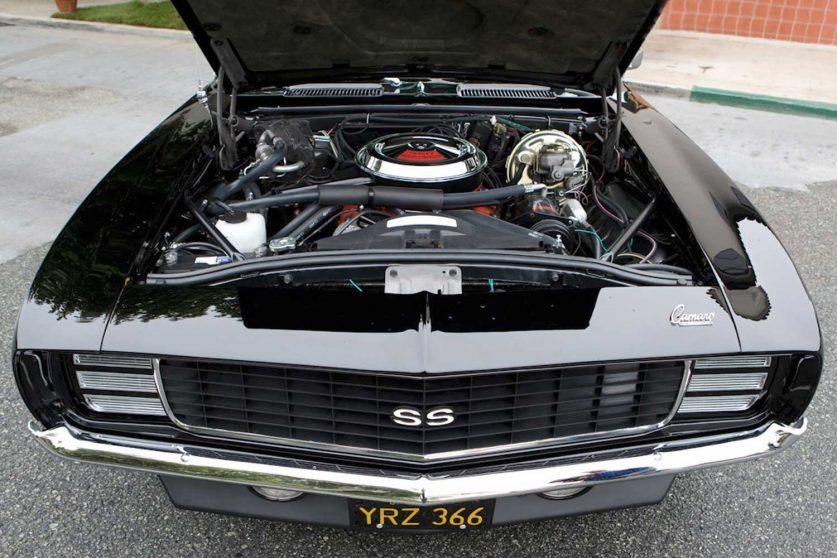 Фото двигателя Chevrolet Camaro SS 350 1967