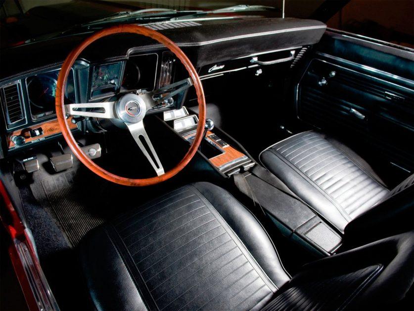 Салон Chevrolet Camaro 1969